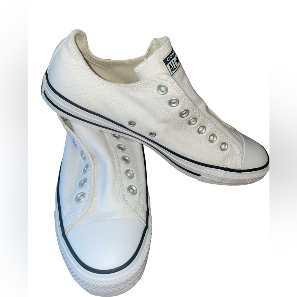 ❇️NWT❇️Converse Slip On Canvas Sneakers - Picture 4 of 8